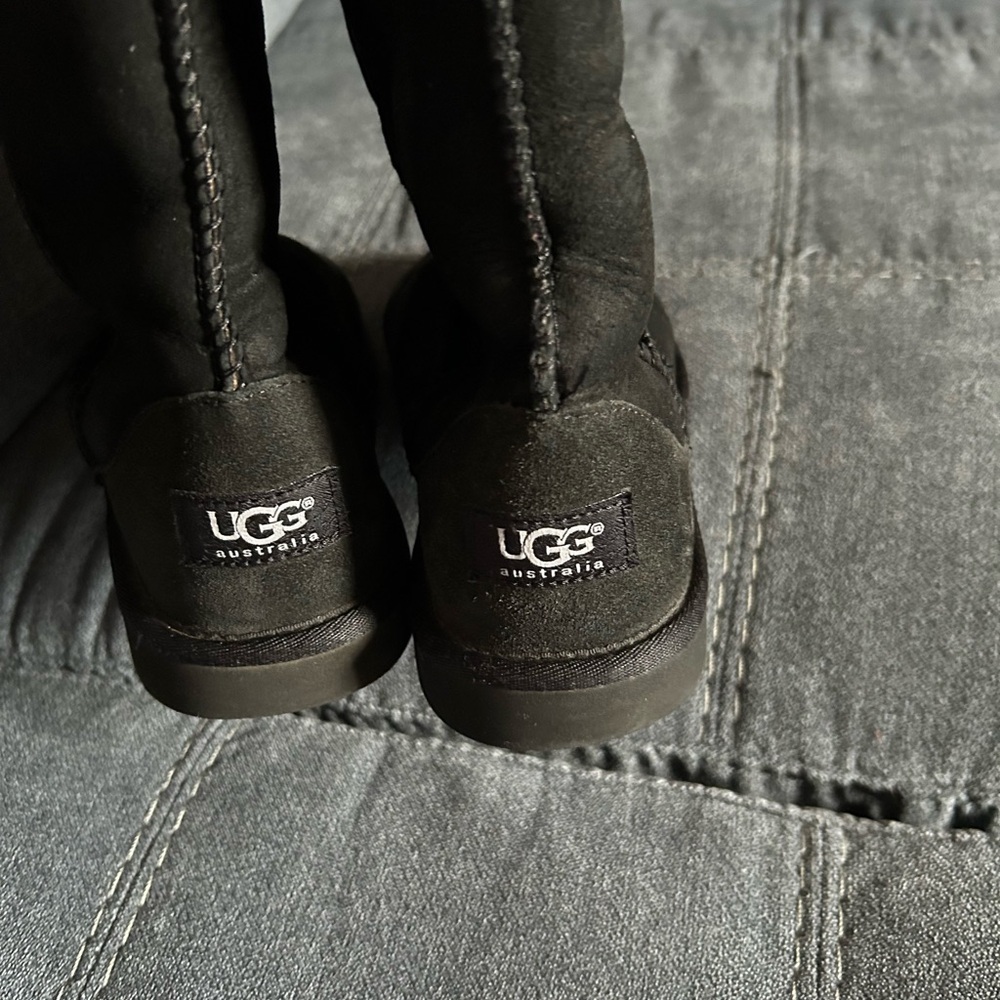 UGG Classic Black Boots - Picture 4 of 9